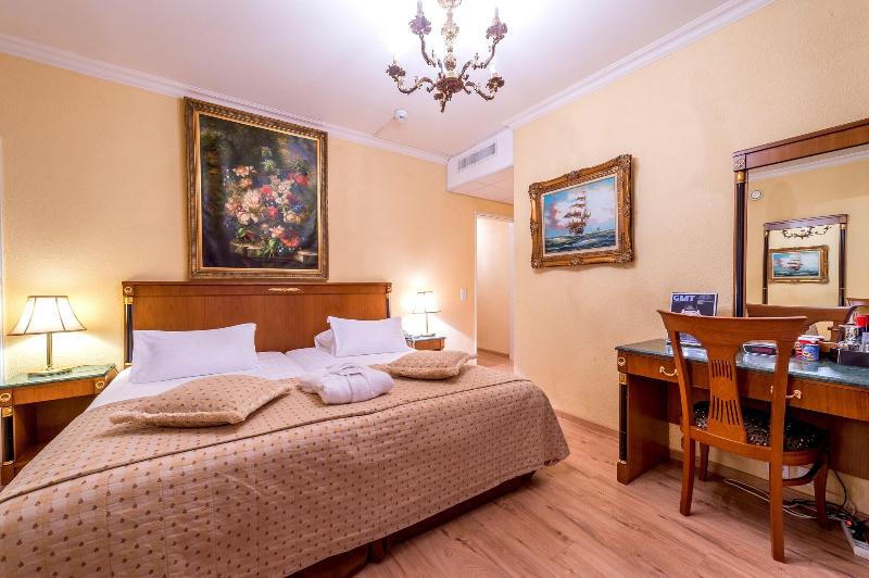 Hotel Century - Oda