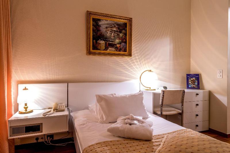 Hotel Century - Oda