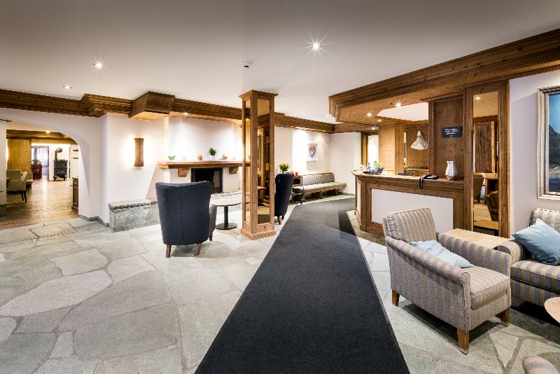 Hotel Butterfly - Lobi