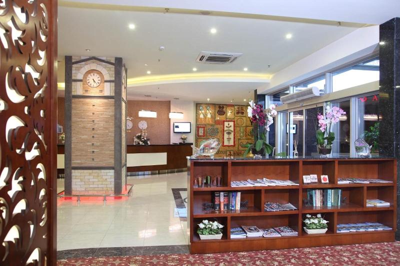 Senbayrak City Hotel - Lobi