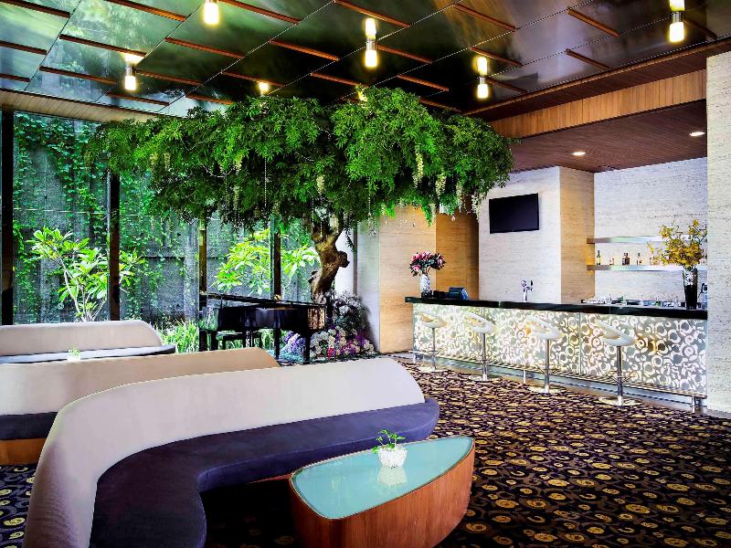 Grand Mercure Jakarta Harmoni - Bar