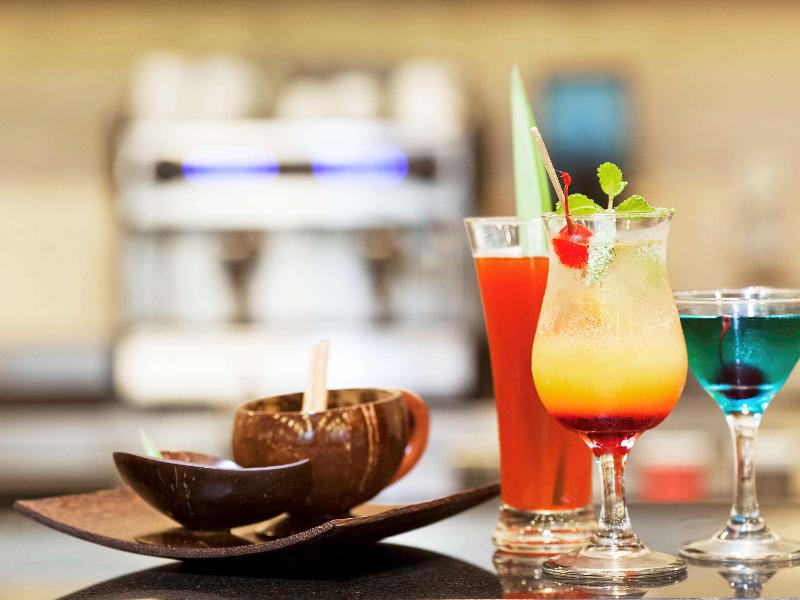 Grand Mercure Jakarta Harmoni - Bar