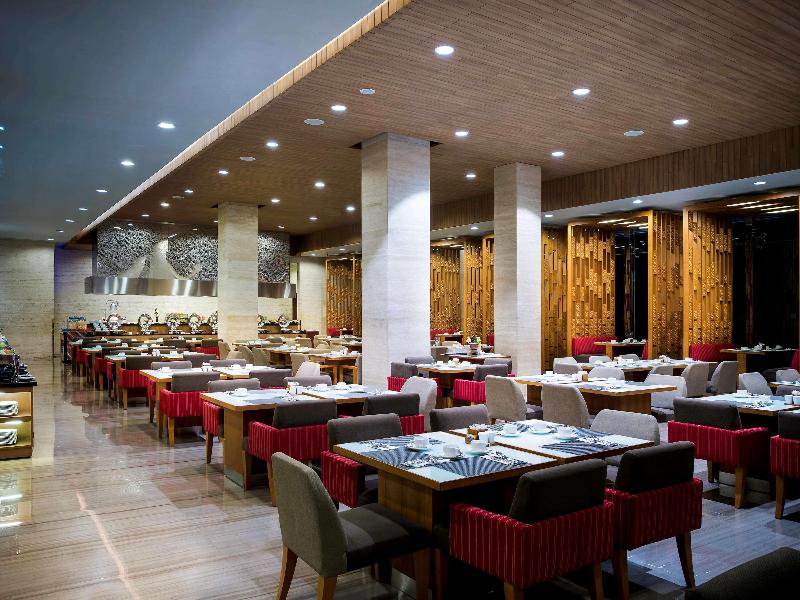 Grand Mercure Jakarta Harmoni - Restoran