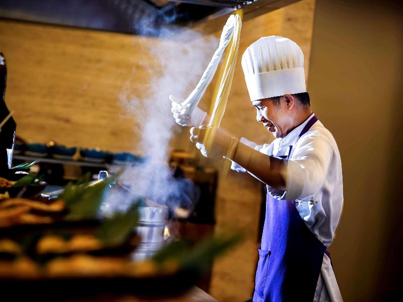 Grand Mercure Jakarta Harmoni - Restoran