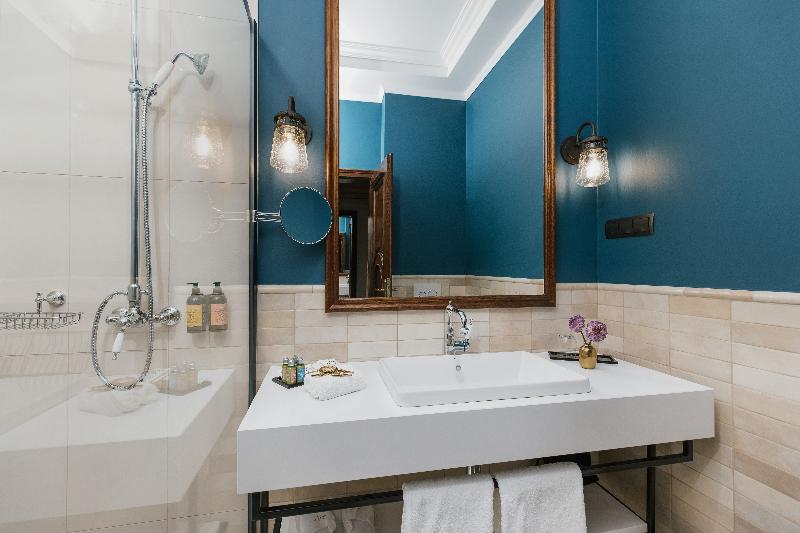 Andrassy Kuria & Spa - Oda