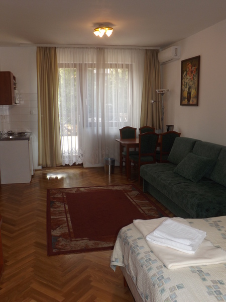 Helios Hotel Pension - Oda