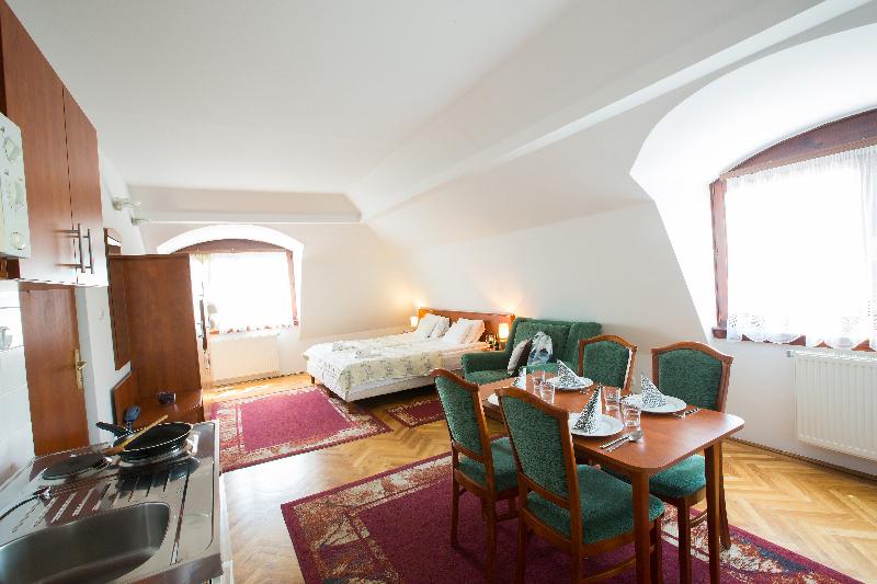 Helios Hotel Pension - Oda