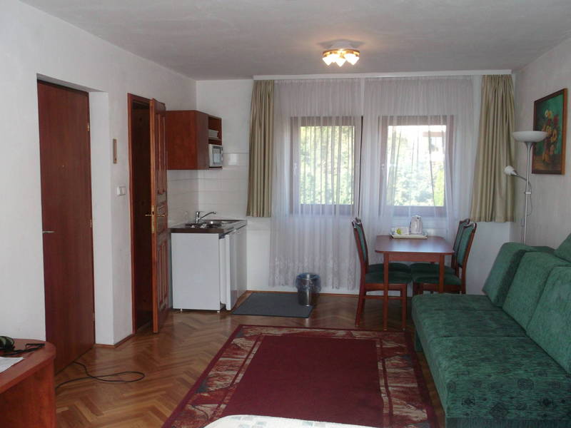 Helios Hotel Pension - Oda