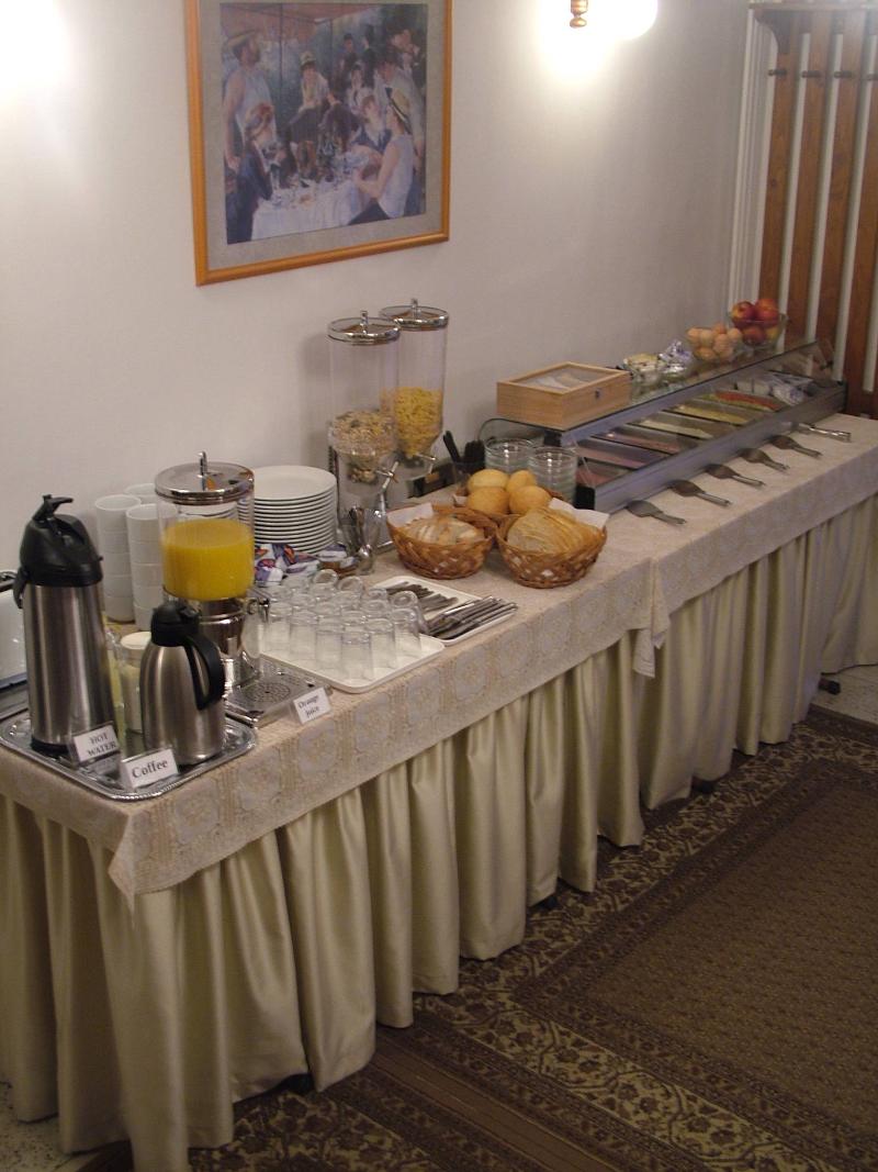 Helios Hotel Pension - Restoran