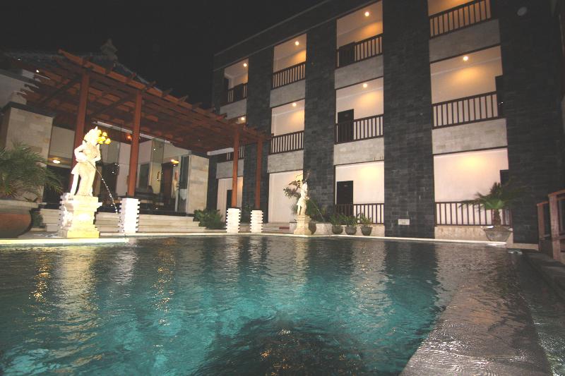 Mamo Uluwatu - Genel