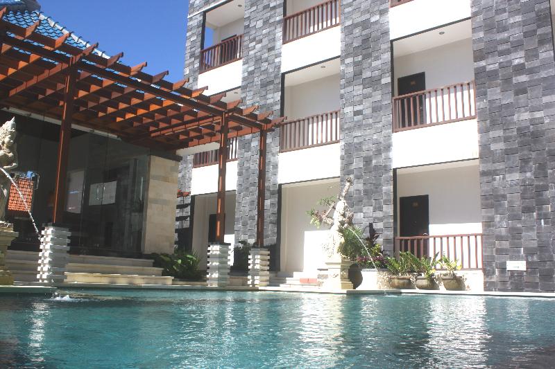 Mamo Uluwatu - Genel