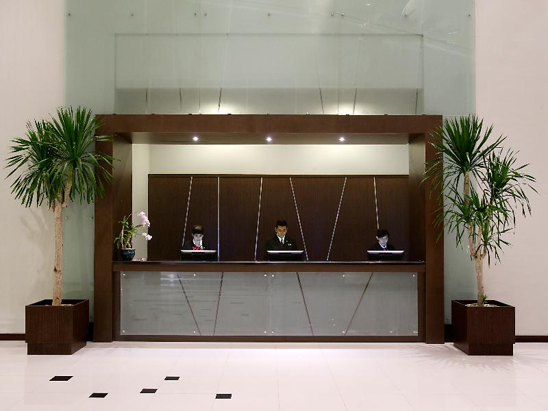Hotel Santika Palu - Lobi