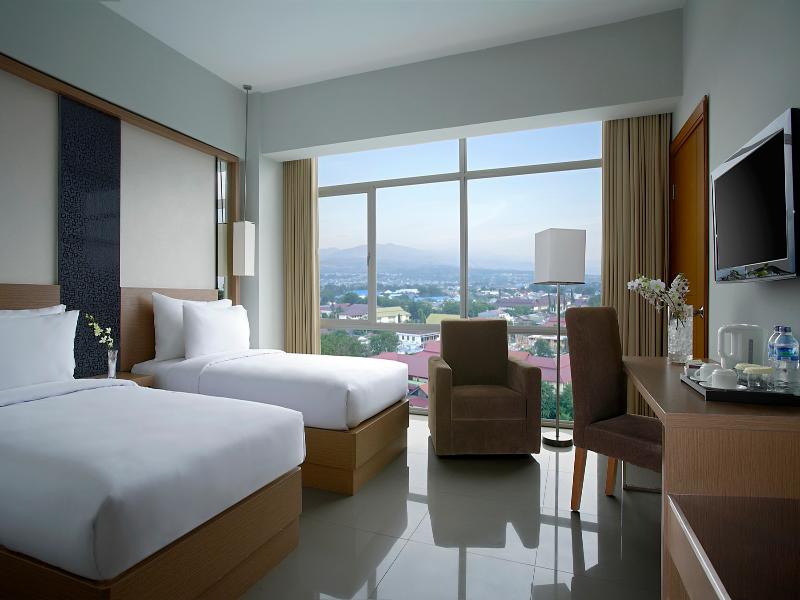 Hotel Santika Palu - Oda