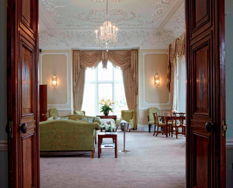 Wivenhoe House - Lobi