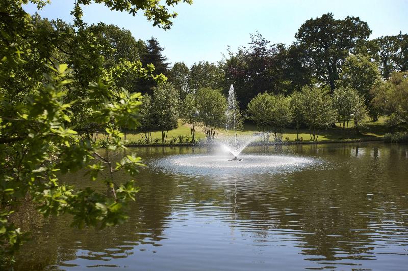 Wivenhoe House - Genel