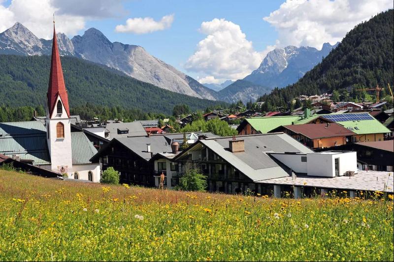Alpenhotel Fall In Love - Genel