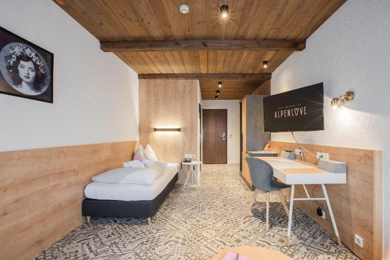 Alpenhotel Fall In Love - Oda