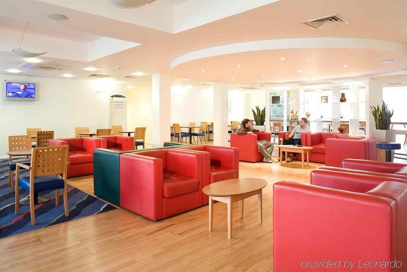 Ibis Swansea - Genel