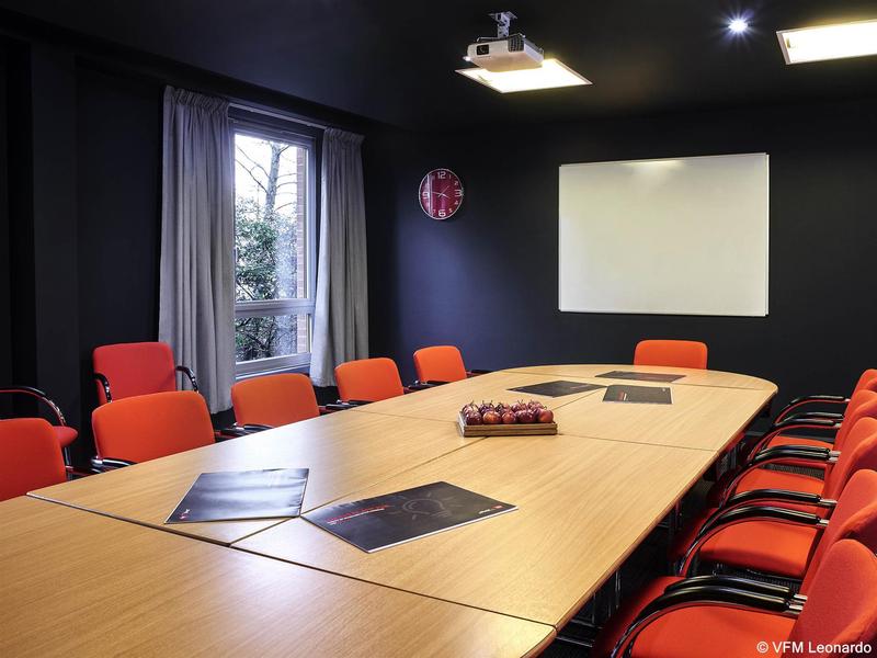 Ibis Swansea - Genel