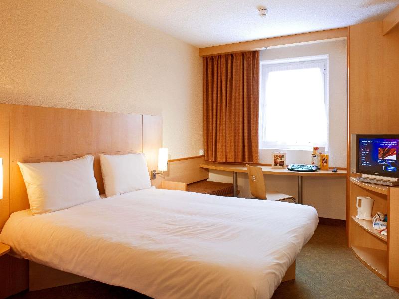 Ibis Swansea - Oda