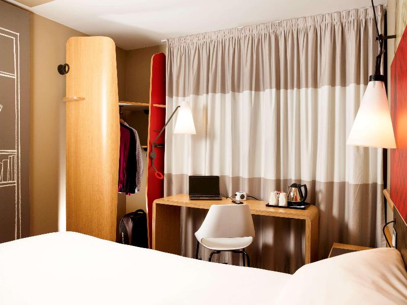 Ibis Swansea - Oda