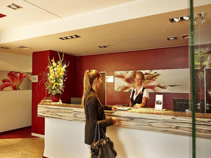H+ Hotel Bad Soden - Lobi