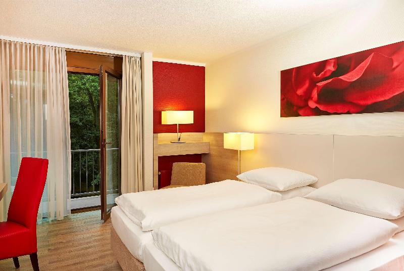 H+ Hotel Bad Soden - Oda
