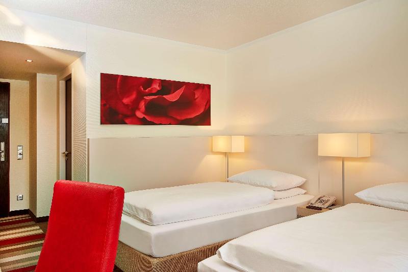 H+ Hotel Bad Soden - Oda