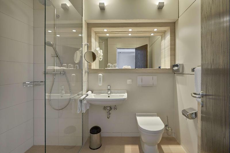 H+ Hotel Bad Soden - Oda