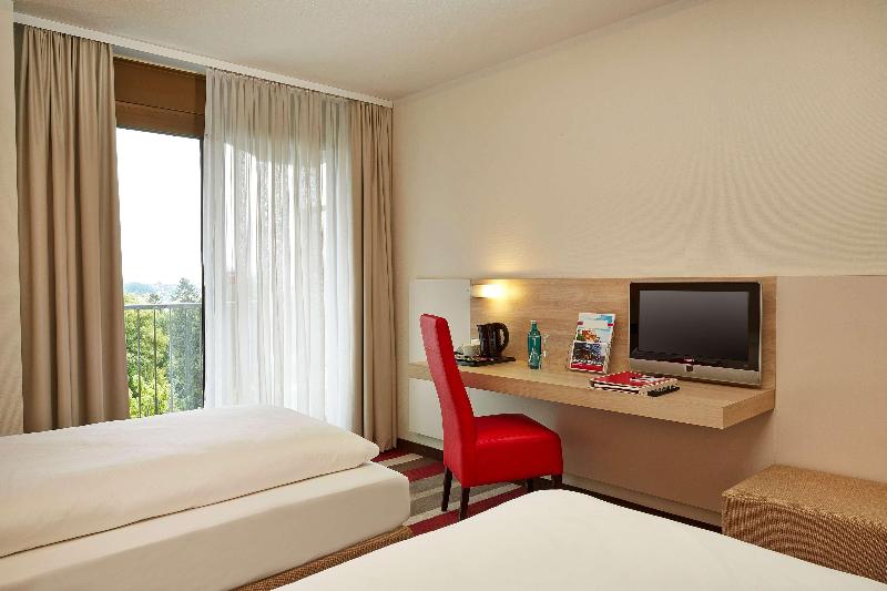 H+ Hotel Bad Soden - Oda
