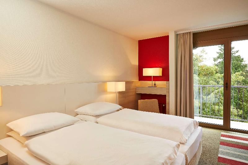 H+ Hotel Bad Soden - Oda