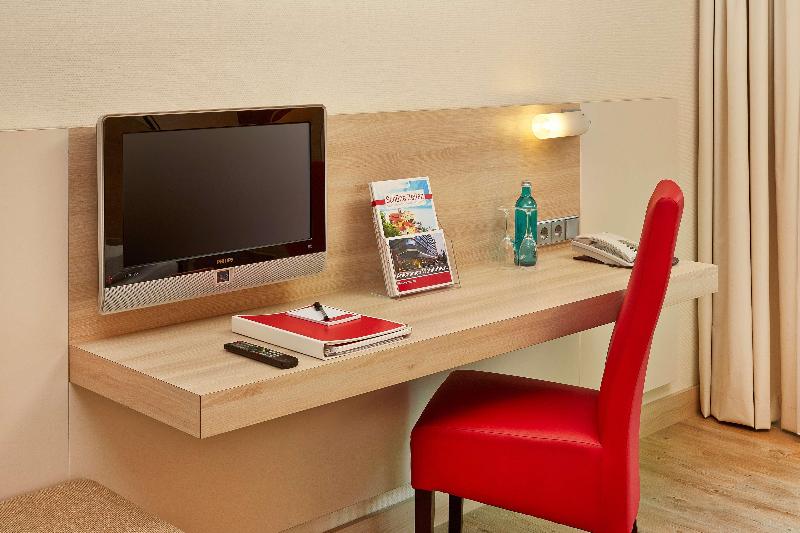 H+ Hotel Bad Soden - Oda