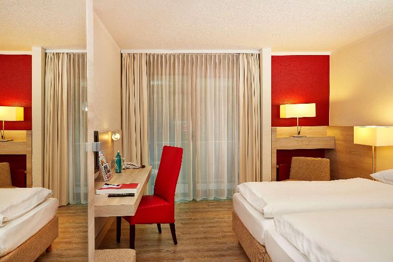 H+ Hotel Bad Soden - Oda