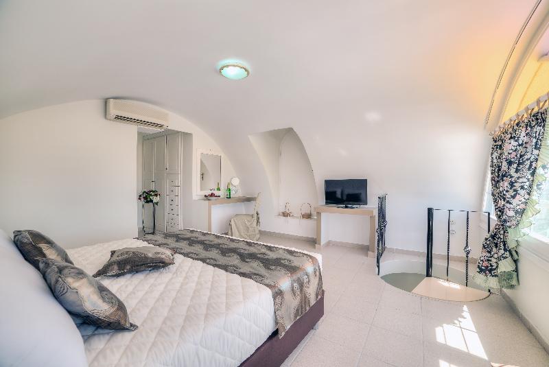 Pantheon Hotel - Oda