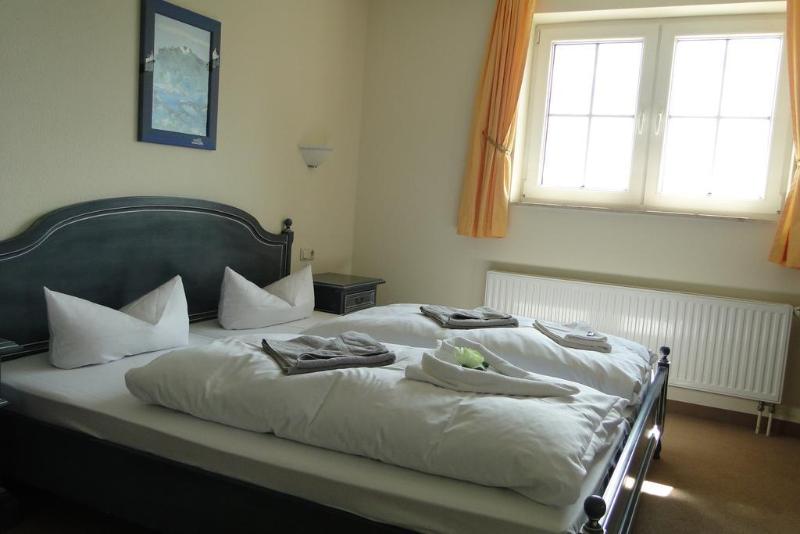 Reit & Freizeithotel Friesenhof - Genel
