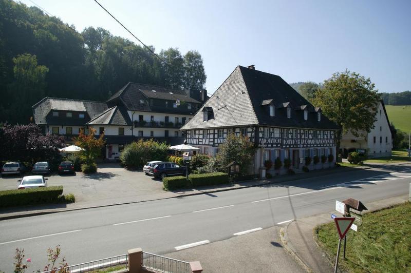 Landidyll Hotel Zum Kreuz - Genel