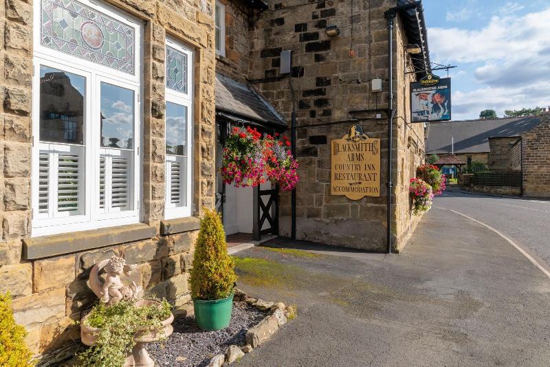 Blacksmiths Arms Inn - Genel