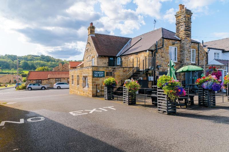 Blacksmiths Arms Inn - Genel
