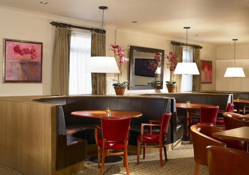 De Vere Cranage Estate - Genel