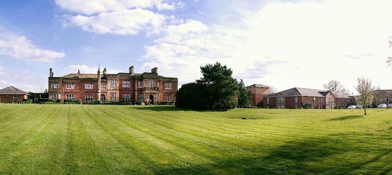 De Vere Cranage Estate - Genel