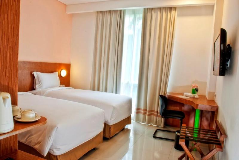 Pomelotel Patra Kuningan - Oda