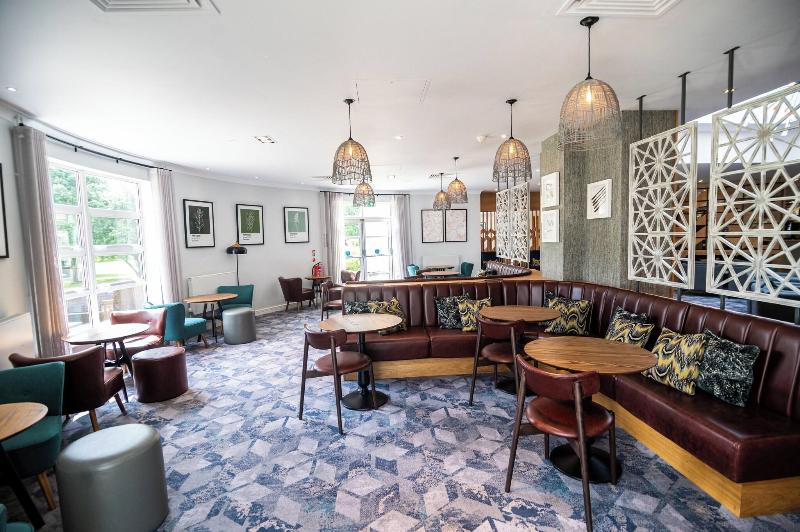 Eastwood Hall - Bar