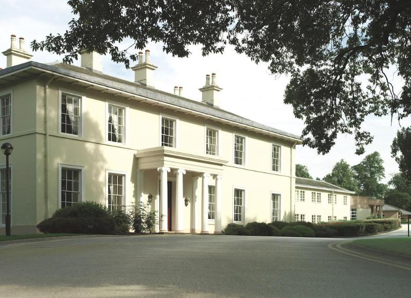 Eastwood Hall - Genel