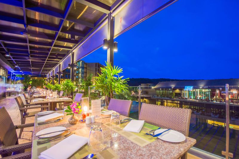 Sunsuri Phuket - Restoran