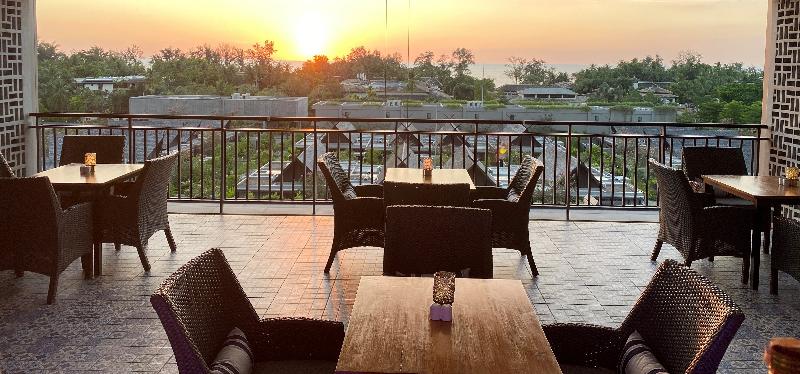 Anantara Vacation Club Mai Khao (SHA Extra+) - Bar