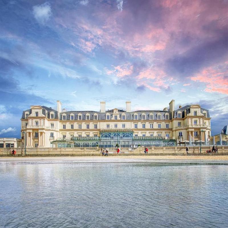 Le Grand Hotel des Thermes - Genel