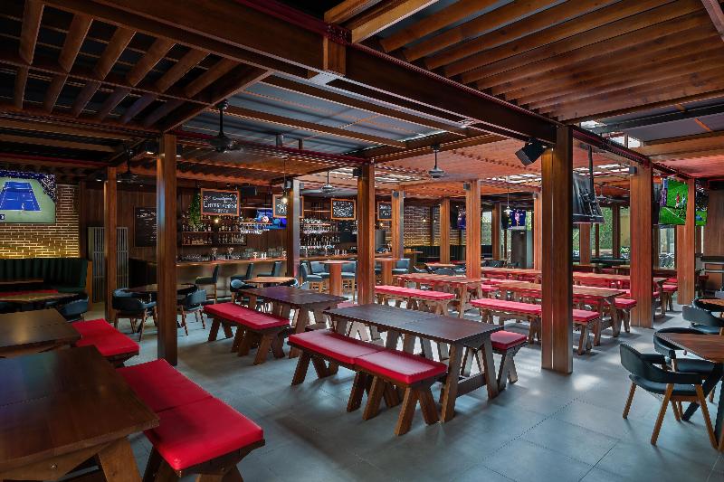 JA Ocean View Hotel - Bar