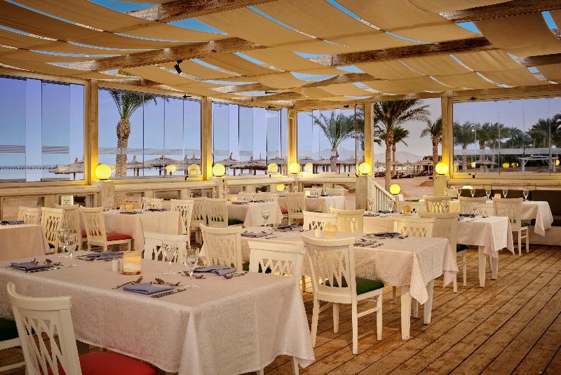 Coral Sea Holiday Resort & Aqua Park - Restoran