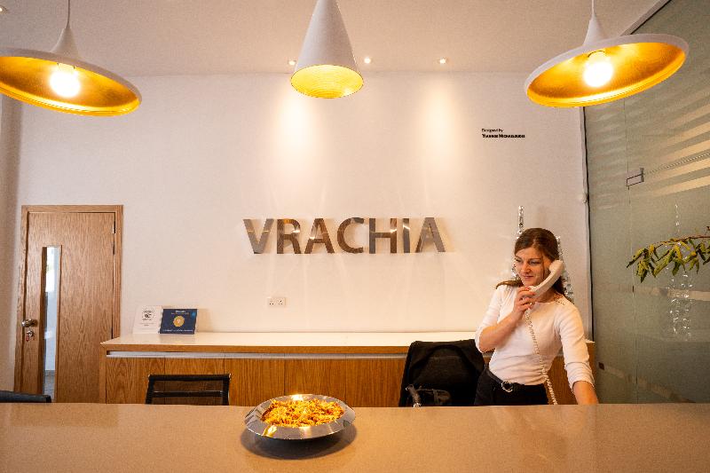 Vrachia Beach Hotel & Suites - Adults Only - Lobi