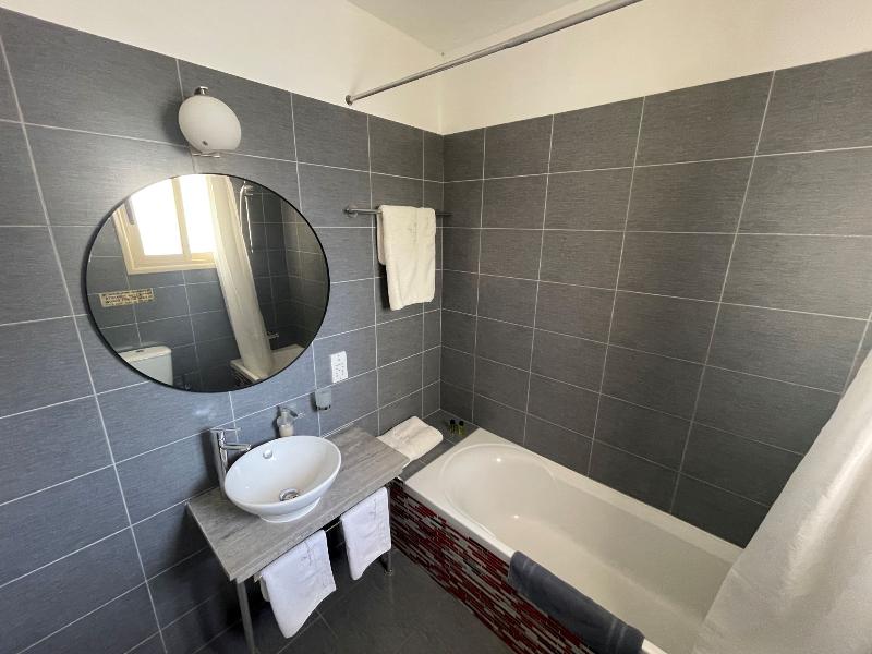 Vrachia Beach Hotel & Suites - Adults Only - Oda